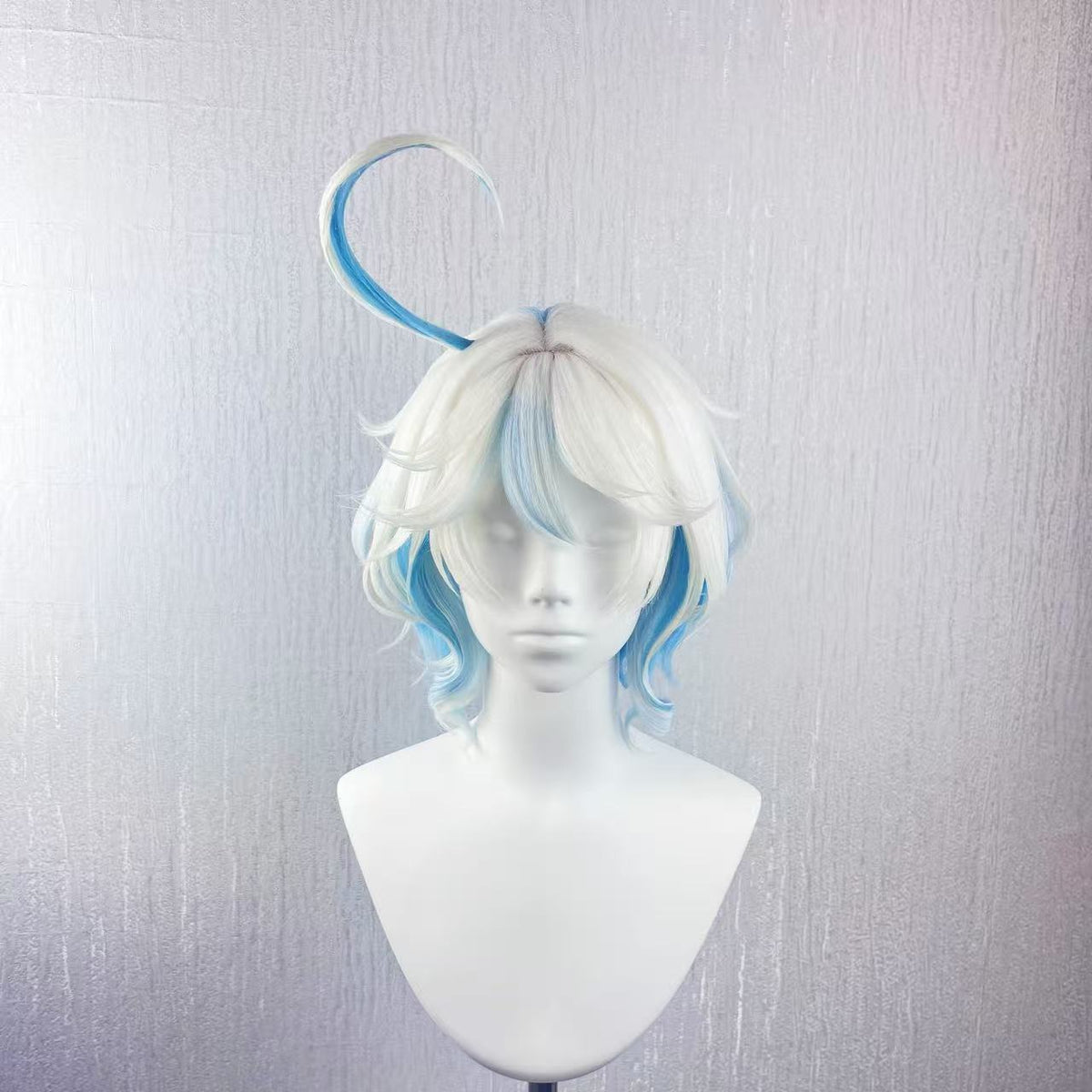 Furina Genshin Impact Cosplay Wig, Handmade Fluffy Styled Anime Wig, Ideal for Halloween, Comic Con, Roleplay & Portrait Photography